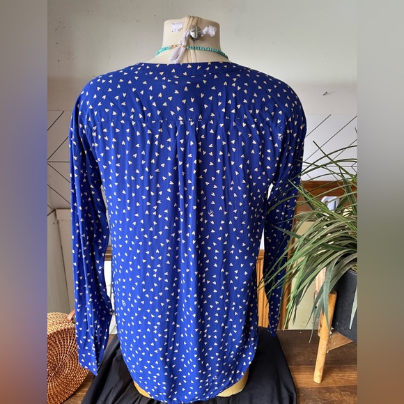 Juicy Couture Heart Print Blouse - Picture 8 of 11